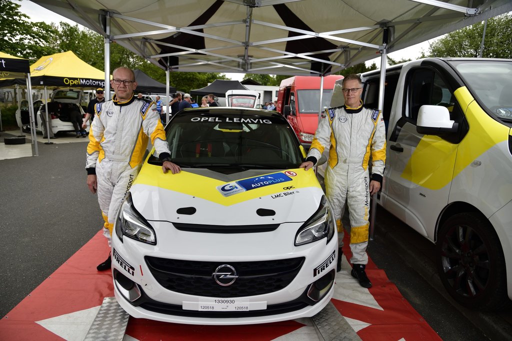Førte fra start til mål: Jan Jacobsen og Kaj Mikkelsen tog en overbevisende klassesejr i deres Opel Corsa OPC
(Foto: Michael Eisenberg)